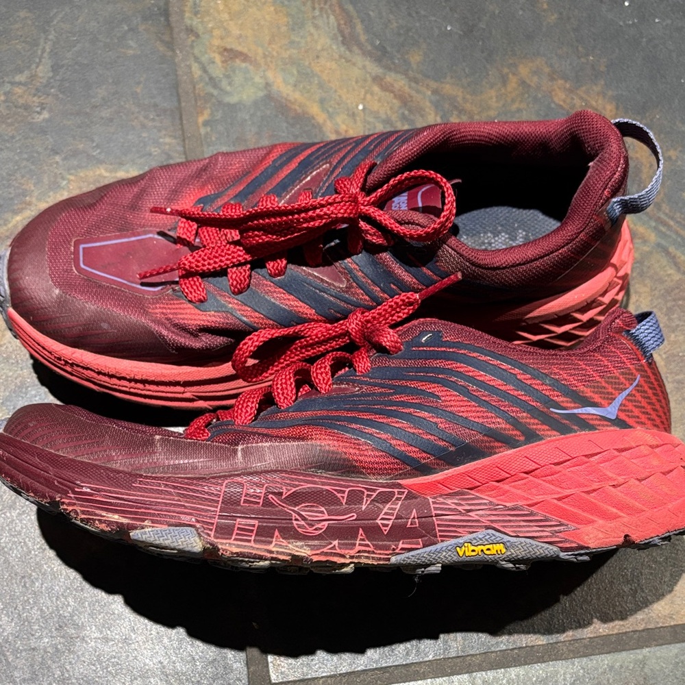 Hoka - SpeedGoat 4